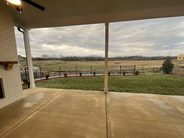 7532 Sutcliff Drive, College Grove, TN 37046