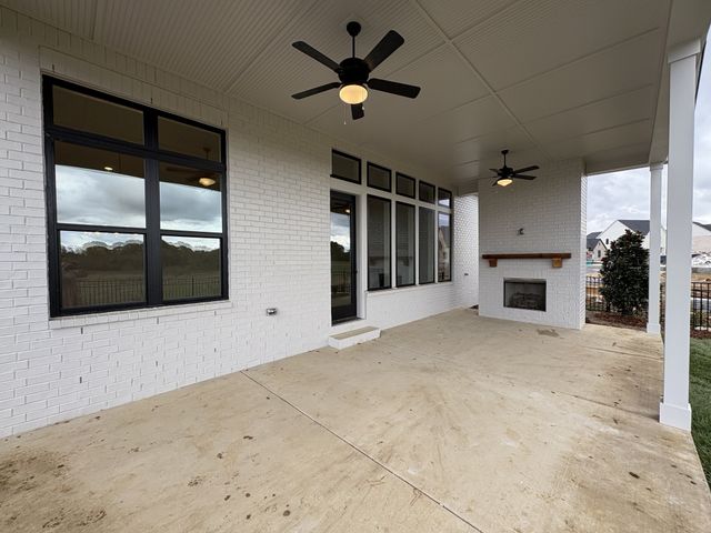 7532 Sutcliff Drive, College Grove, TN 37046