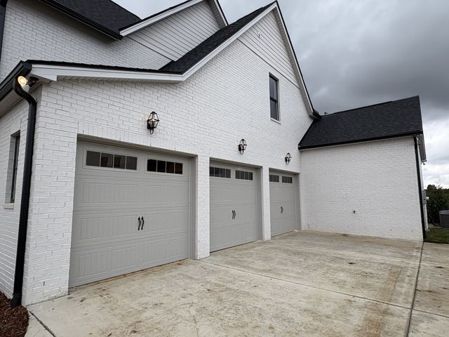 7532 Sutcliff Drive, College Grove, TN 37046