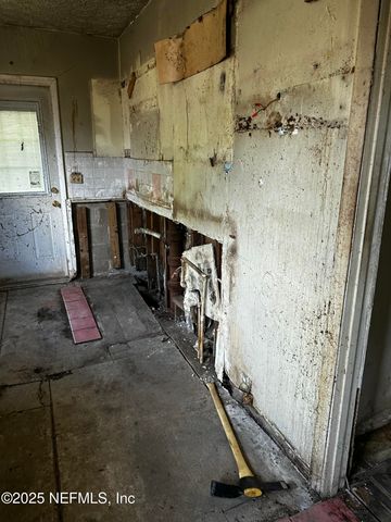 1753 W 12TH Street, Jacksonville, FL 32209