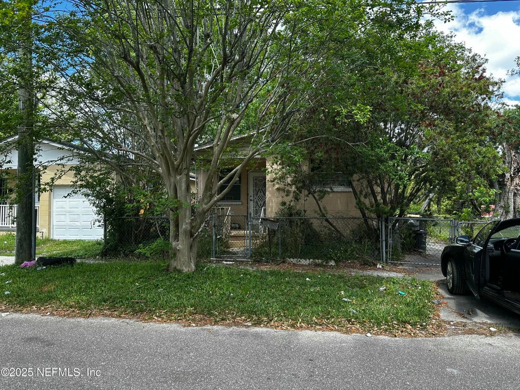 1753 W 12TH Street, Jacksonville, FL 32209