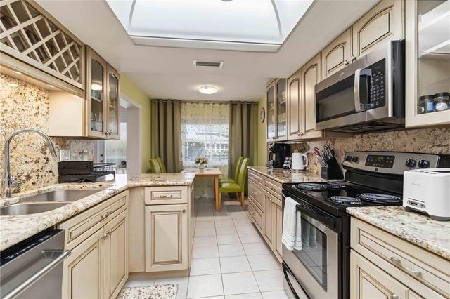 3136 BISPHAM ROAD, Sarasota, FL 34231