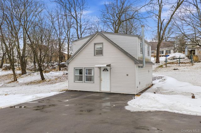 331 Highland Ave Extension, Middletown, NY 10940