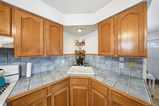 331 Highland Ave Extension, Middletown, NY 10940