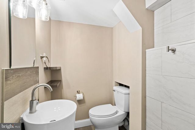 122 OXFORD PL, Mount Laurel, NJ 08054