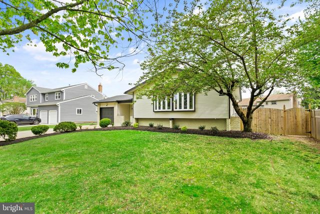 122 OXFORD PL, Mount Laurel, NJ 08054