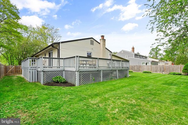 122 OXFORD PL, Mount Laurel, NJ 08054