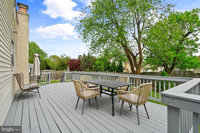 122 OXFORD PL, Mount Laurel, NJ 08054