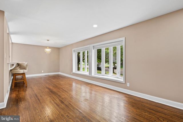 122 OXFORD PL, Mount Laurel, NJ 08054