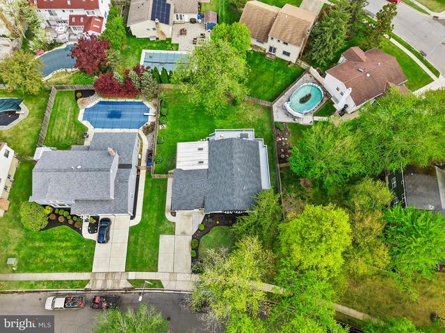 122 OXFORD PL, Mount Laurel, NJ 08054