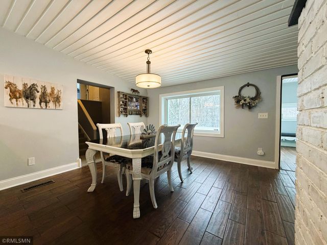 9950 Credit River Boulevard, Prior Lake, MN 55372