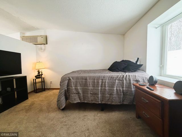 9950 Credit River Boulevard, Prior Lake, MN 55372