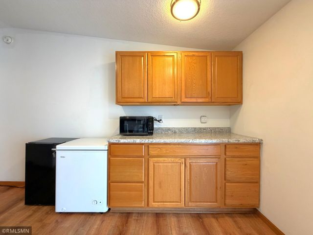 9950 Credit River Boulevard, Prior Lake, MN 55372