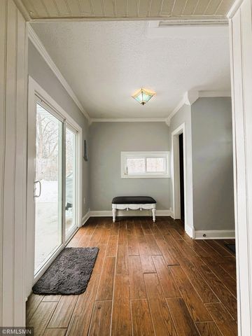 9950 Credit River Boulevard, Prior Lake, MN 55372