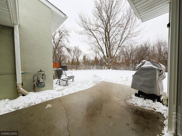 9950 Credit River Boulevard, Prior Lake, MN 55372