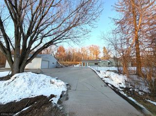 9950 Credit River Boulevard, Prior Lake, MN 55372