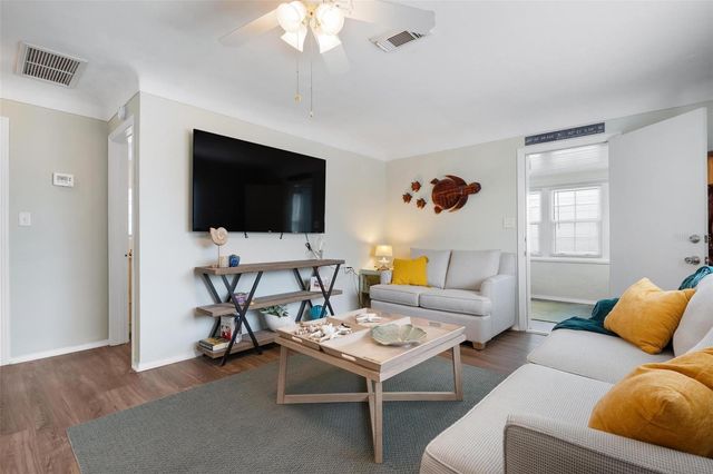 850 S BROADWAY, Englewood, FL 34223