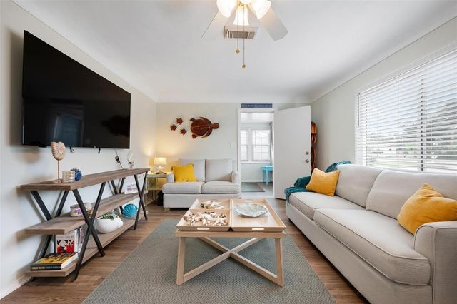 850 S BROADWAY, Englewood, FL 34223