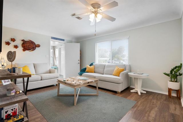 850 S BROADWAY, Englewood, FL 34223