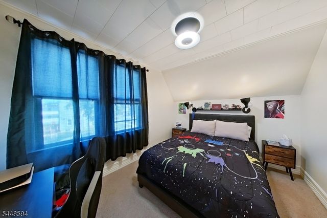 229 E 1St St, Clifton City, NJ 07011