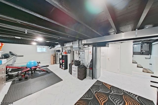 229 E 1St St, Clifton City, NJ 07011