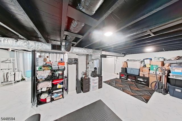 229 E 1St St, Clifton City, NJ 07011