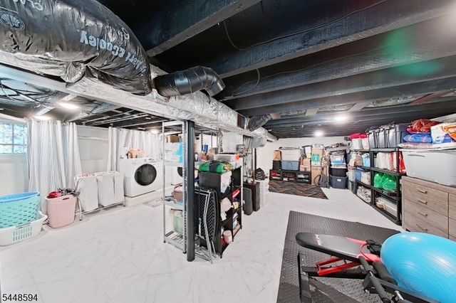 229 E 1St St, Clifton City, NJ 07011