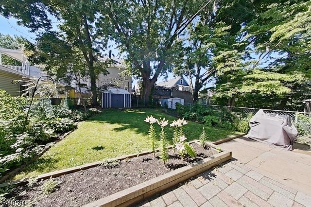 229 E 1St St, Clifton City, NJ 07011