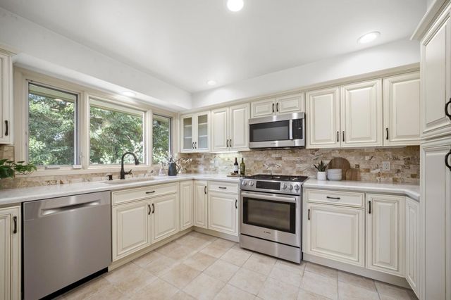 148 Del Mesa Carmel, Carmel, CA 93923