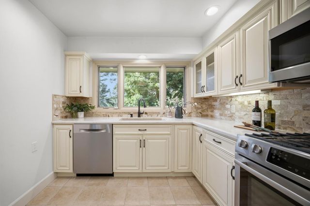 148 Del Mesa Carmel, Carmel, CA 93923