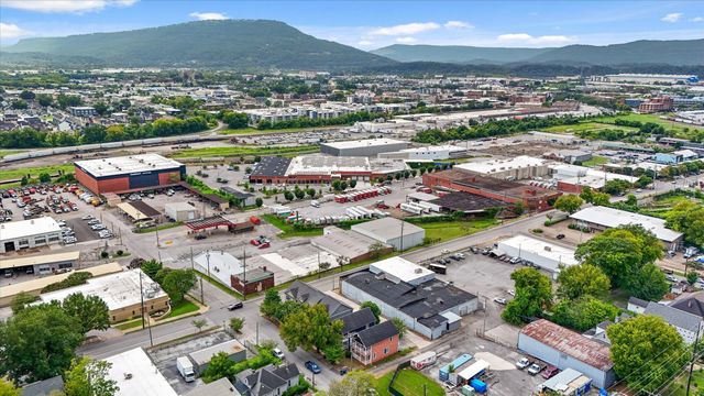 1063 Park Avenue, Chattanooga, TN 37403