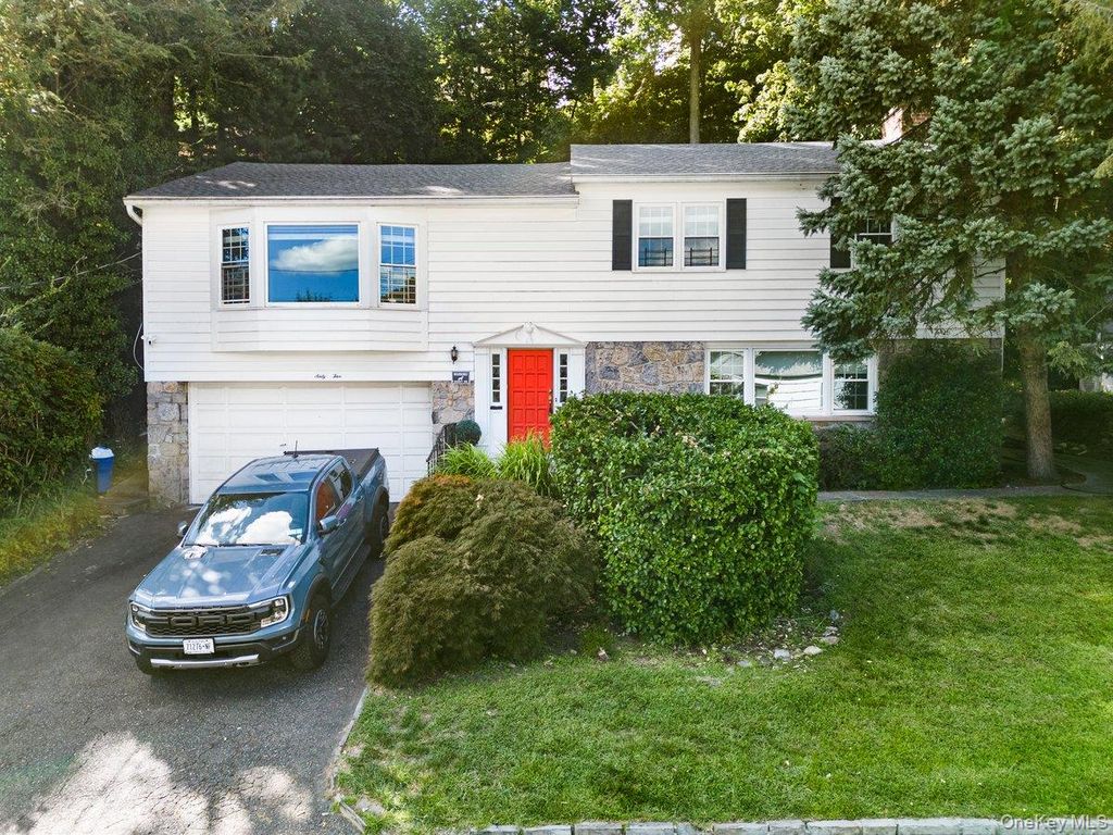 65 Brookdale Drive, Yonkers, NY 10710