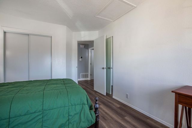 8804 Fremont Ellis Court NE, Albuquerque, NM 87122