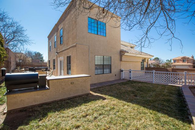 8804 Fremont Ellis Court NE, Albuquerque, NM 87122