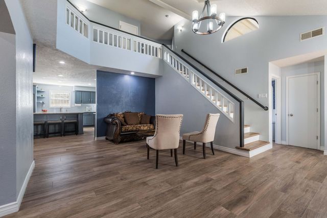 8804 Fremont Ellis Court NE, Albuquerque, NM 87122