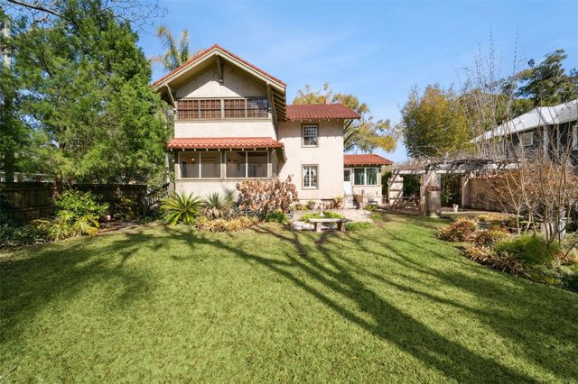 216 W MICHIGAN AVENUE, Deland, FL 32720