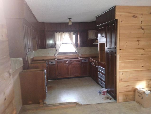 3936 W Sycamore Street, Carterville, IL 62918