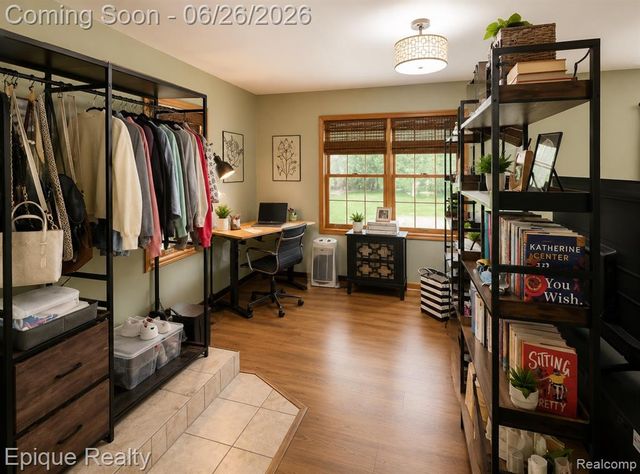 22400 Martinsville Road, Belleville, MI 48111