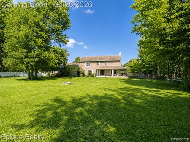 22400 Martinsville Road, Belleville, MI 48111