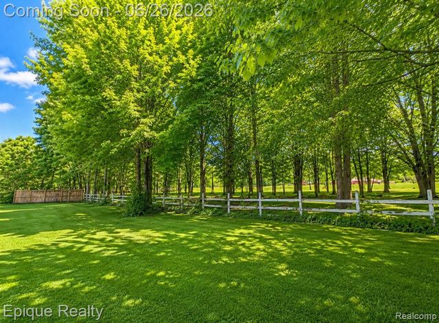 22400 Martinsville Road, Belleville, MI 48111