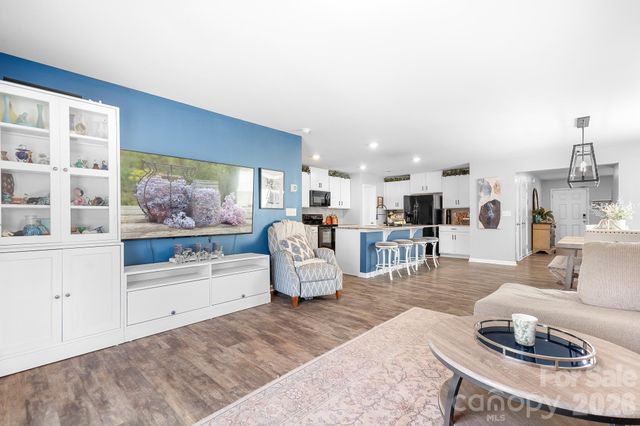 210 Silver Oak Circle, Rockwell, NC 28138