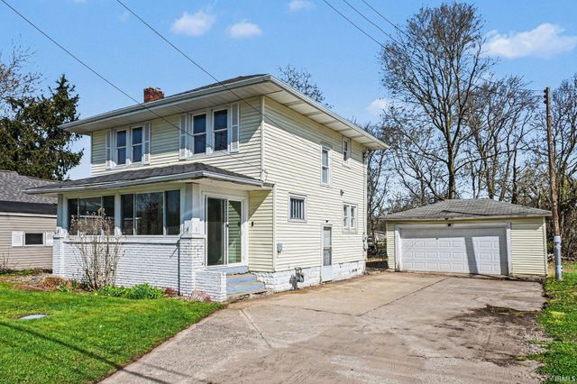 1736 Lincolnway W, Osceola, IN 46561