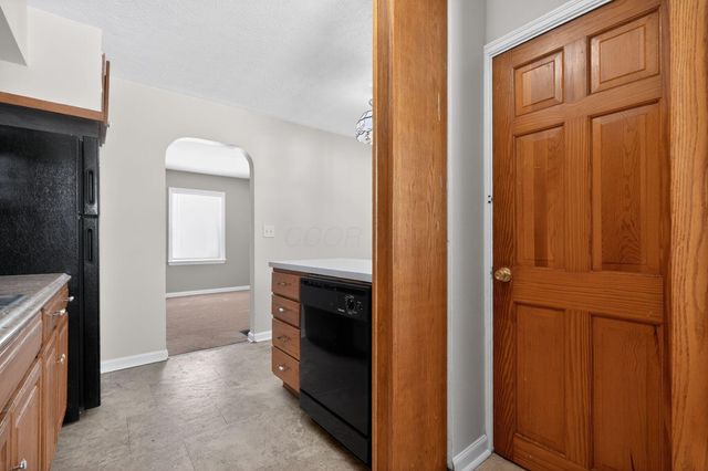 1001 Beechwood Road, Columbus, OH 43227