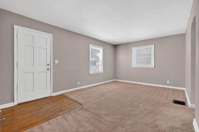 1001 Beechwood Road, Columbus, OH 43227