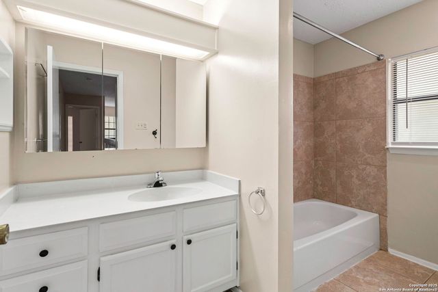 3335 Jenkins, San Antonio, TX 78247