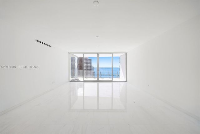 300 Biscayne Blvd Way 1904C, Miami, FL 33131
