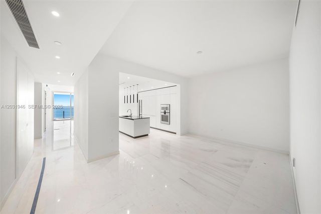300 Biscayne Blvd Way 1904C, Miami, FL 33131