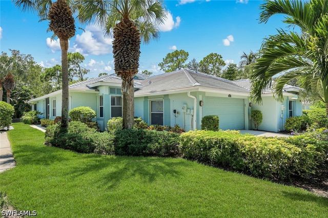 682 Catamaran CT, Naples, FL 34110