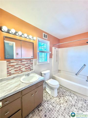 1717 West Minor Street, Emmaus Boro, PA 18049