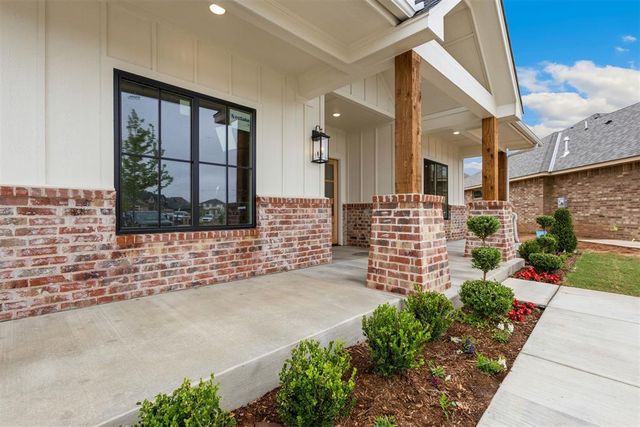 12701 Cobblestone Curve Road, Oklahoma City, OK 73142
